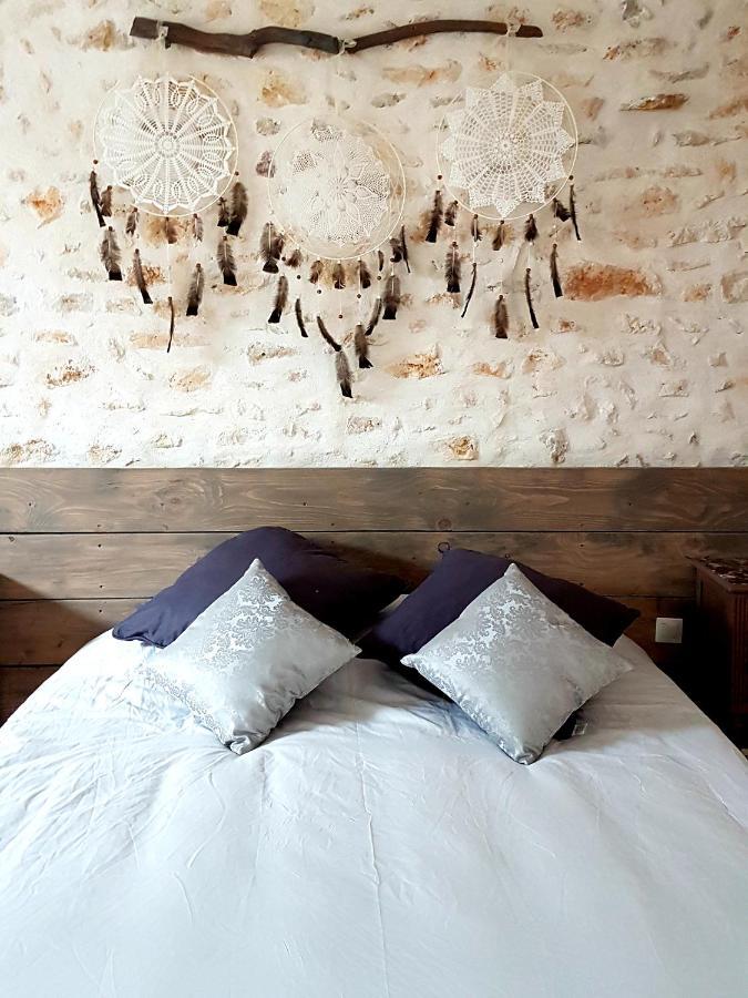 Bed and Breakfast Le pré de la rue Bouesse Exterior foto